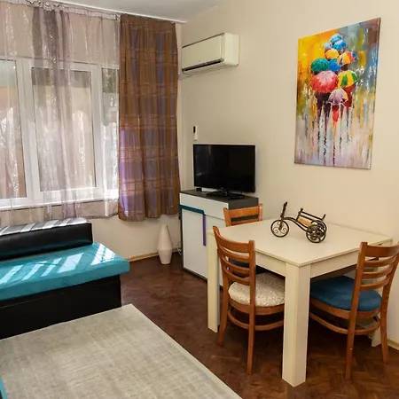 Apartment Anelia's Place - Cozy In The Heart Of *